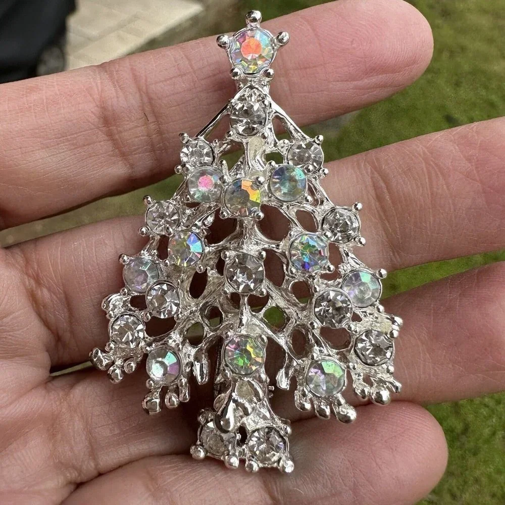 VTG Christmas Tree Brooch Pin 2 Inch Silver‎ Rhodium Multicolor AB Rhinestones